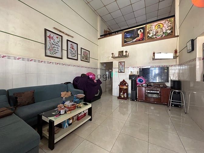 Nhà Hẻm Xe Hơi, Trường Lưu 76m2 (4m x 19m), 2 Tầng, Khu Phân Lô, Q9