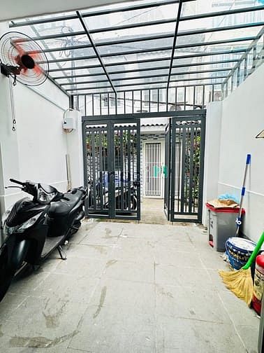 Giáp Quận 1, SHR 71m2, Nhà đẹp ở ngay 3PN 3WC, Xô Viết Nghệ Tĩnh P.17