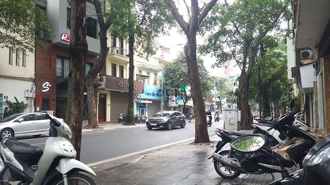 Bán đất DT 235m2, MT 12m mặt phố Ngô Thì Nhậm