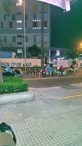 Cho thuê mặt bằng hoặc lầu 2, đường 3 tháng 2 P12Q10