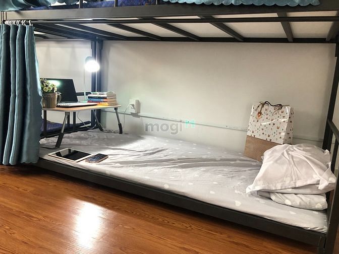 KTX HAPPY HOUSE chỉ việc xách đồ vào ở