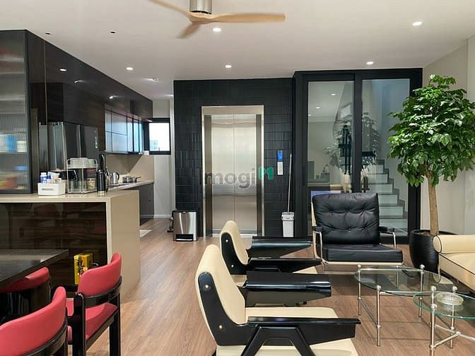 +Ái Mô-Bồ Đề -Long Biên-DT 60/65T2m2- 7T-MT 6 - giá chào 17.2 tỷ (đàm