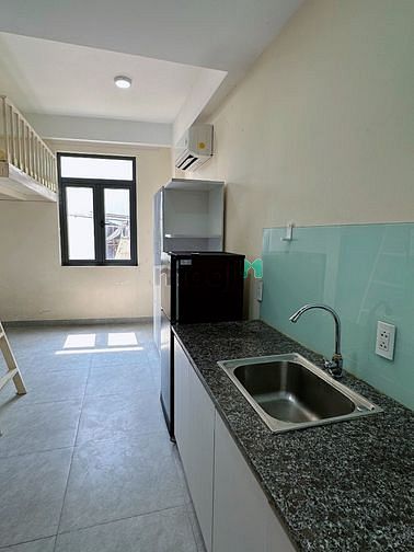 Trống duplex cửa sổ trời,full nội thất, thang máy, an ninh