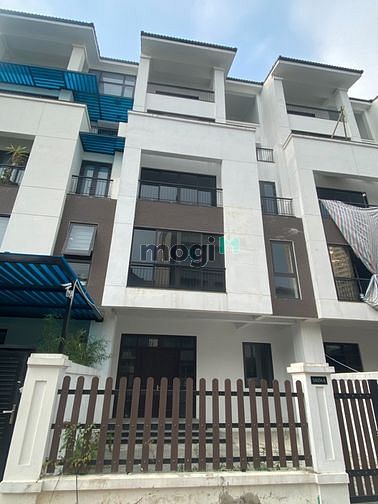 cho thuê nhà LK 90 Nguyễn Tuân dt 70m x6t,thông sàn thang máy 50tr
