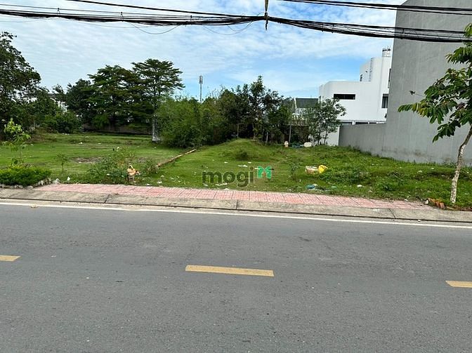 Tin thật!!! Bán đất MT gần chợ ở Gò Dầu 20x30 Đường 16m giá 850tr SHR