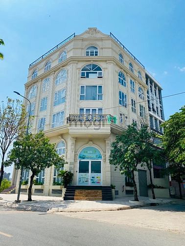 Bán Toà Nhà góc Mặt tiền Trương Văn Bang DT 287m2 giá 120 tỷ alo eNhi