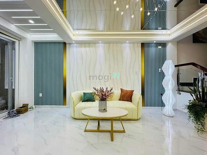 Bán nhà đường Nguyễn Tri Phương, Quận 10, 5 Tầng, 4.2x10m, nhỉnh 7 tỷ