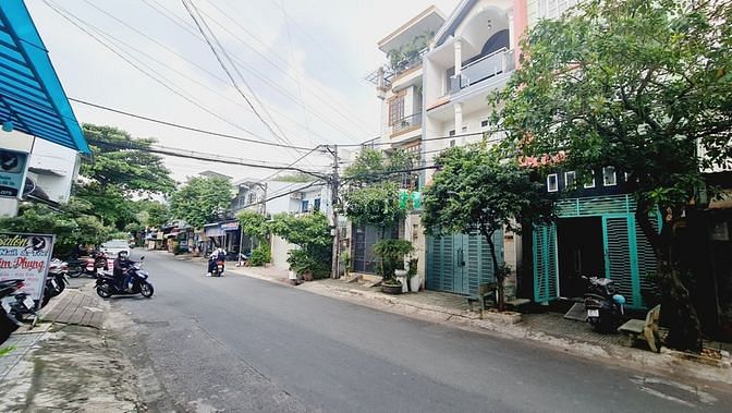 Bán gấp nhà hẻm 12m Lê Văn Phan, Tân Phú, 4x27,5M ( 110M2 ), 10 tỷ TL