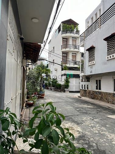 Bán căn: Thoại Ngọc Hầu - Hòa Thạnh - Tân Phú - 4 tầng - 60m2 - Hẽm 7m