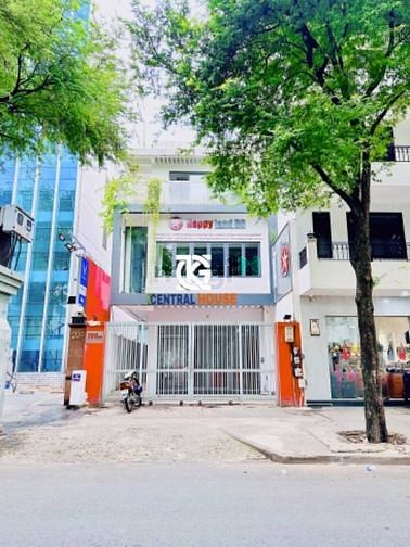 Cho Thuê Nhà Mặt Tiền Nguyễn Văn Thủ, Đakao, Quận 1-7.2 x 25m