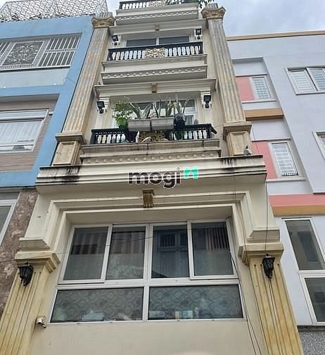 Bình Thạnh, Bán CHDV Phạm Văn Đồng, 6 tầng, DT sàn 313m2, Chỉ 11.9 tỷ