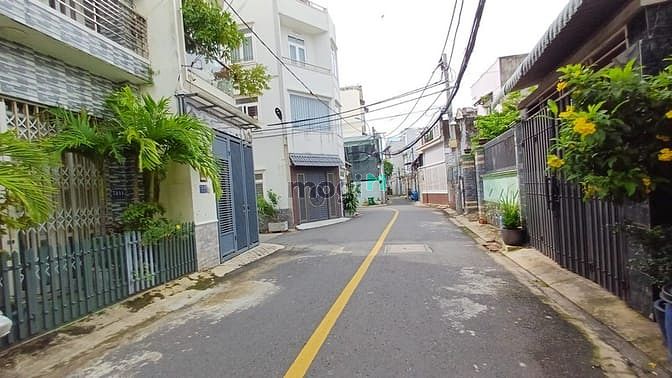 Bán mặt tiền đường, Hiệp Phú, Quận 9, Thủ Đức, DT 85m2 nhỉnh 6 tỷ