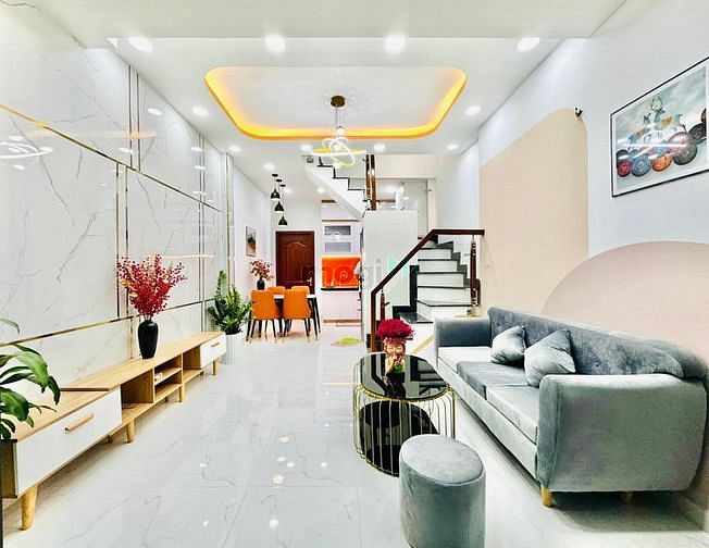 NHÀ ĐẸP 2 Tầng PHƯỜNG 1 GÒ VẤP- Chỉ Nhỉnh 4 TỶ : 72m2 (3.6 x 10 x 2)