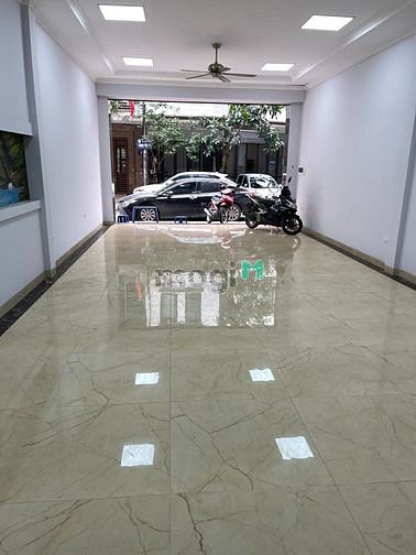 Bán Tòa VP Nguyễn Khánh Toàn 108m2 7T PCCC Dòng tiền 115tr/t Giá 22 tỷ