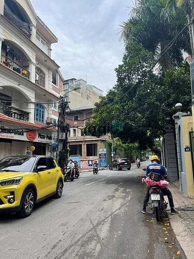 Bán tòa căn hộ dịch vụ mặt phố Tô Ngọc Vân - Tây Hồ, 275m2 x 9 tầng