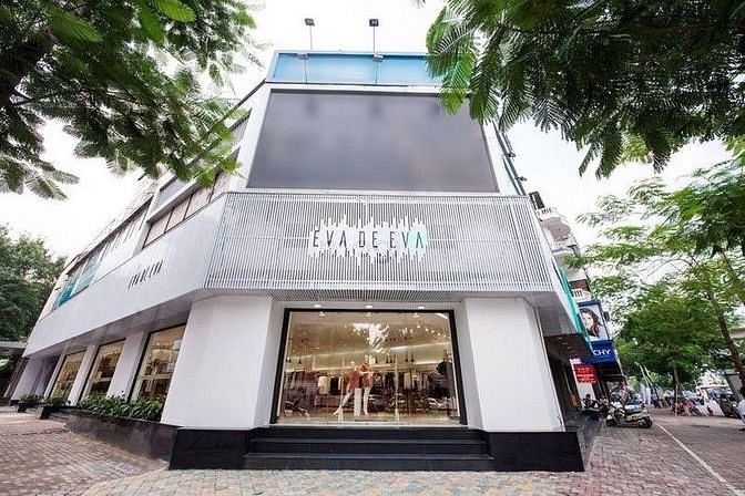Cho thuê MBKD phố Hai Bà Trưng DT: 85m2 - MT: 20m. Giá: 100 triệu.