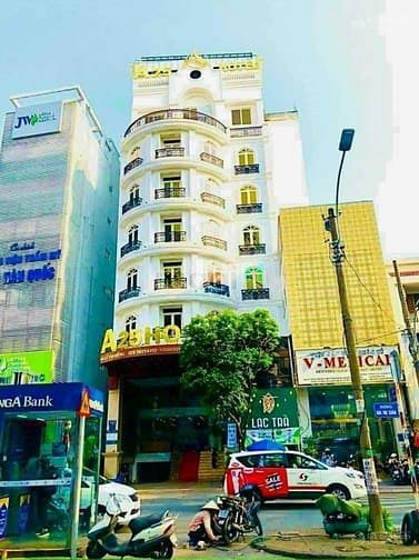 Bán khách sạn góc 2MT Lý Tự Trọng Q1, DT: 16X30m, Hầm 10L giá 200 tỷ