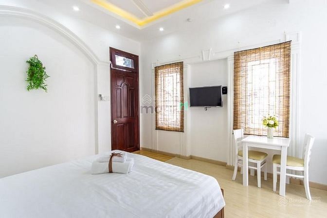 Giảm sâu! Chính chủ rao bán tòa nhà CHDV 184m2 có HĐT 120tr/th/4năm.