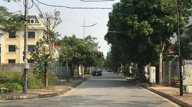 Tôi Bán Rẻ Khuôn Đất Nhất Khu Phan Xích Long ~ 200m2 - Giá 100triệu/m2