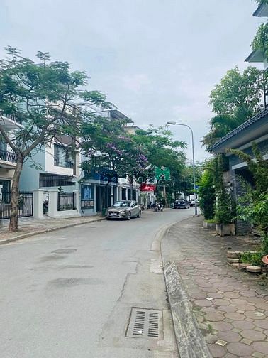 Cần Bán Nhà Phân Lô (VÍP) Khu Nhà Ở Quốc Hội-6 Tầng Thang Máy-KD