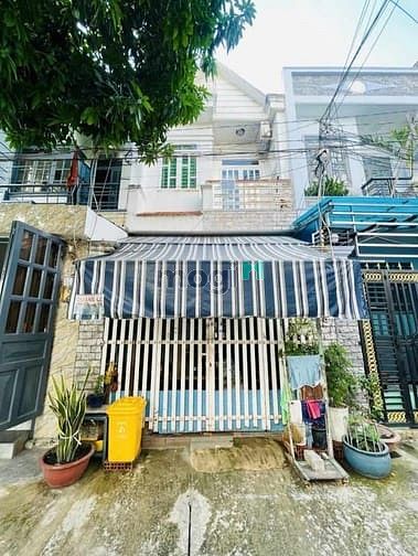 BÁN NHÀ LK 5-6 BÌNH TÂN- HẺM XE TẢI 8m thông- 56m2 -2 tầng đúc giá rẻ