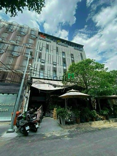 Cư xá Bắc Hải, phường 15, Quận 10. Diện tích: 15 x 26m. Giá 100 tỷ
