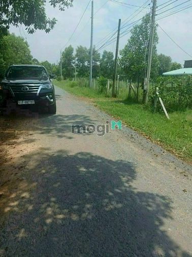 KẸT TIỀN BÁN GẤP đất bình mInh,Tây Ninh, 210m2, 980 triệu, SHR