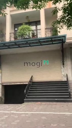 Cần bán nhà mặt phố Trần Thái Tông – mặt phố đẹp nhất – 193m2.