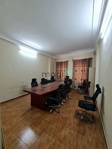 Cho thuê 3 tầng làm văn phòng KD tại đường vành đai Định Công giá 5tr8