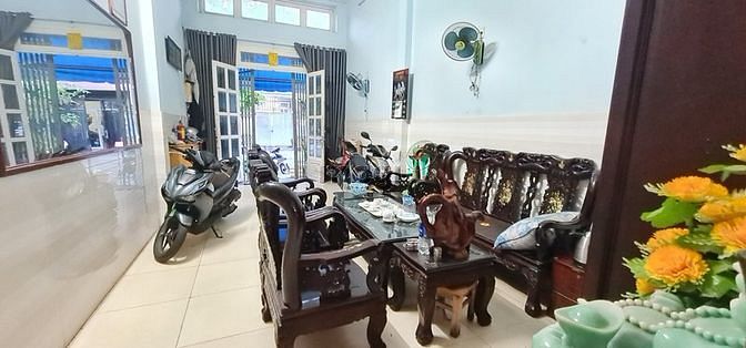Bán nhà mặt tiền VIP đường 2, chợ Phước Bình, Q9, 100m2, KD đa ngành.