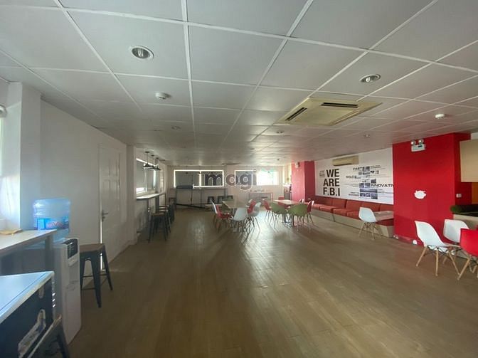 Cho thuê nhà mặt phố LÊ ĐẠI HÀNH, DT 219m2x9 tầng+hầm, MT 9.6m,  650tr