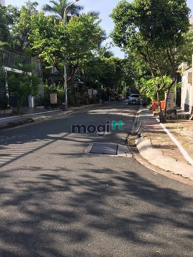 Hẻm Nguyễn Ư Dĩ, Thảo Điền, q2, 13x33m NH, CN 540m2, GPXD hầm 5 lầu