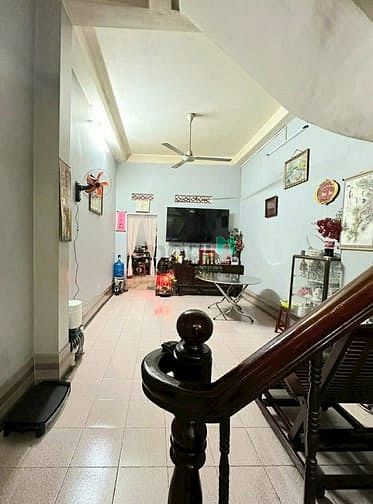 nhà 3 tầng mặt tiền cộng hòa phường 13