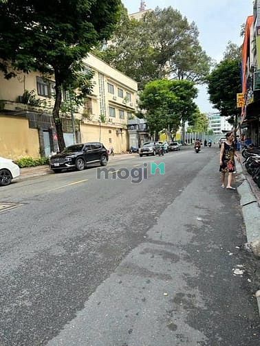 ?MT khu VIP QUẬN 1 - Tây sinh sống - NGUYỄN CẢNH CHÂN - 11.5 tỷ