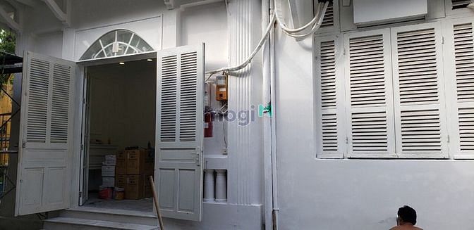 Biệt thự cổ pháp cho thuê kinh doanh Spa,văn phòng  giá rẻ Q3 chỉ 50tr