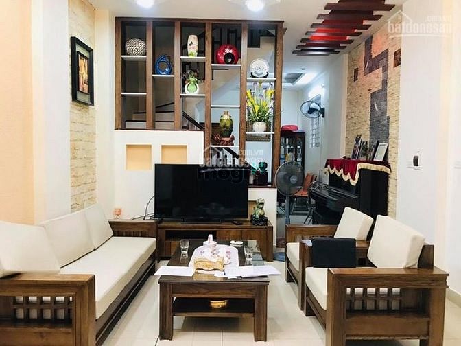 Bán gấp CH tập thể Nghĩa Tân giá 1,18 tỷ, 42m2 ( tầng 3), ở luôn