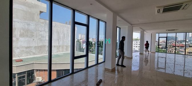 Cho thuê nhà xây mới căn góc Mặt Phố Vũ Ngọc Phan láng hạ Đống Đa- 120