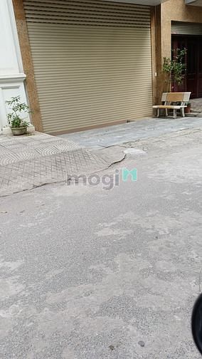 Nhà liền kề Đa Sỹ- Kiến Hưng, giáp Văn Phú, 10, 2 tỷ / 60m/thang máy