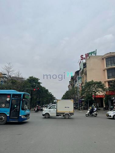 Bán tòa nhà KINH DOANH mặt phố Thanh Nhàn, VỈA HÈ, 126m2, mt 9m, 55 tỷ
