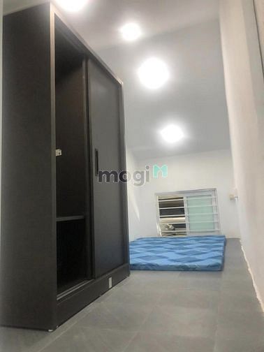 Bán nhà TT tầng 2 Trần Quý Cáp nhà 25m2 + gác xép sổ đỏ CC 800tr
