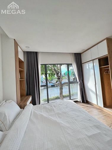Penthouse ngay trung tâm thành phố_view sông thoáng mát