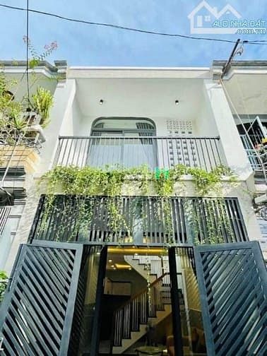 Chủ xoay vốn bán gấp nhà hẻm 4m Đ. Hồ Thị Kỷ, Quận 10, 49.4m2, 1tỷ750