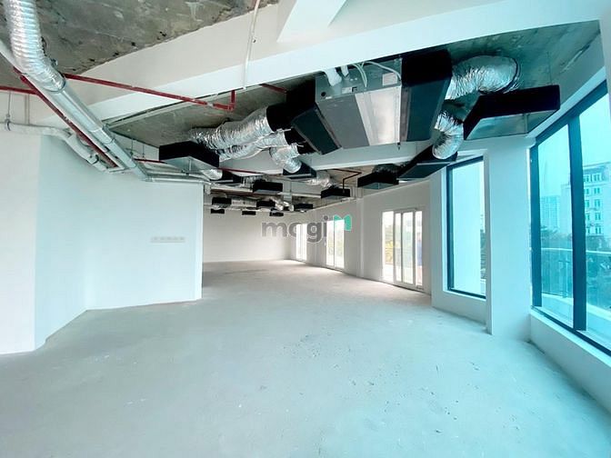 Cho thuê VĂN PHÒNG phố HOÀNG VĂN THÁI, 100m2, Mặt tiền 7m