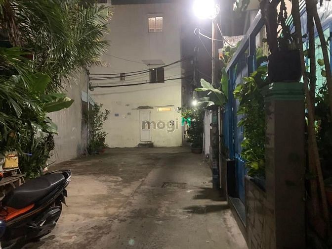 Bán nhà Phường 26, Quận Bình Thạnh Nguyễn Xí 5m * 11m, hẻm 4m, 4 tầng.