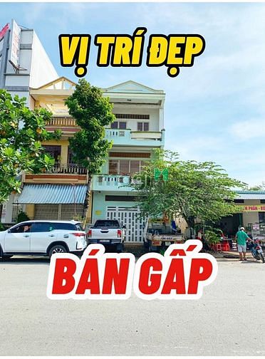 Bán gấp - Bán đất tặng nhà lầu vị trí đẹp đường A6 KDC Hưng Phú, CThơ