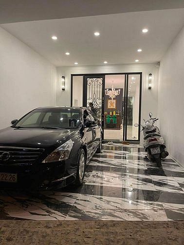 Bán nhà Pháo Đài Láng, Phân Lô, Vỉa hè, Ô Tô, KD, 50m2 5 Tầng, 10.8 Tỷ