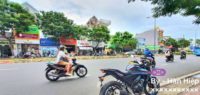 Bán nhà Mặt tiền Lê Văn Việt , TNPA, Q9 - Đối diện ShopHouse. 22 tỷ