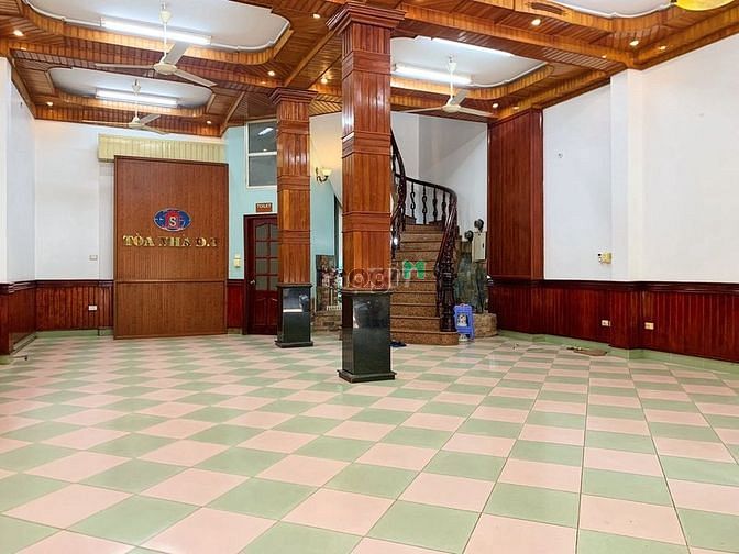 Cho thuê nhà NGÕ 76 DUY TÂN, 85m2, Mặt tiền 6m