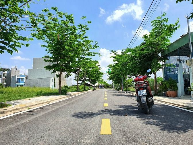 Bán đất đảo kim cương , long Thuận. Trường Thạnh, q9 . 64m2 gần sông