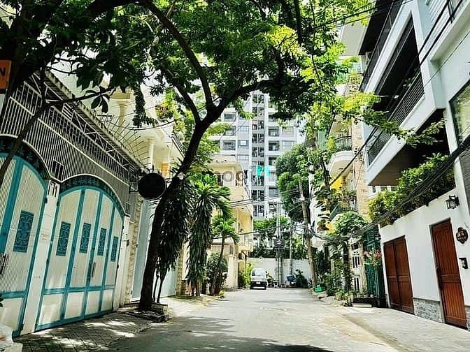 Bán toà nhà K.Sạn 6 tầng 16 Phòng đg Yên Thế 7m x 17m , HXT chỉ 22 tỷ